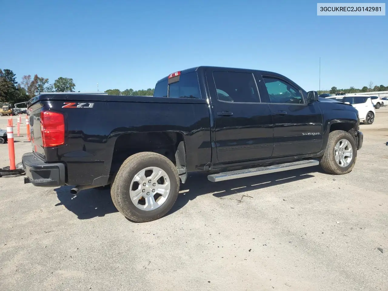 3GCUKREC2JG142981 2018 Chevrolet Silverado K1500 Lt