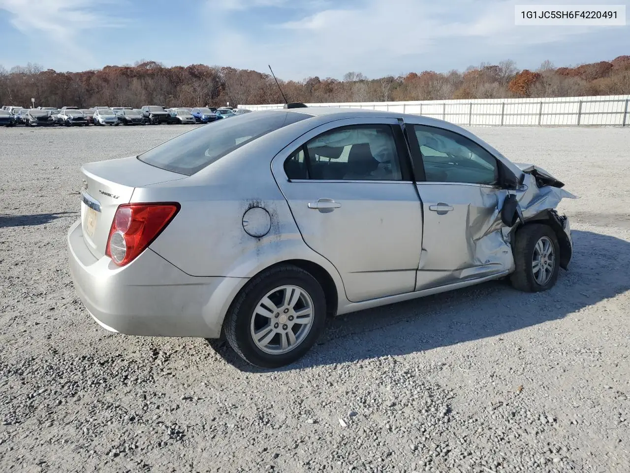 1G1JC5SH6F4220491 2015 Chevrolet Sonic Lt