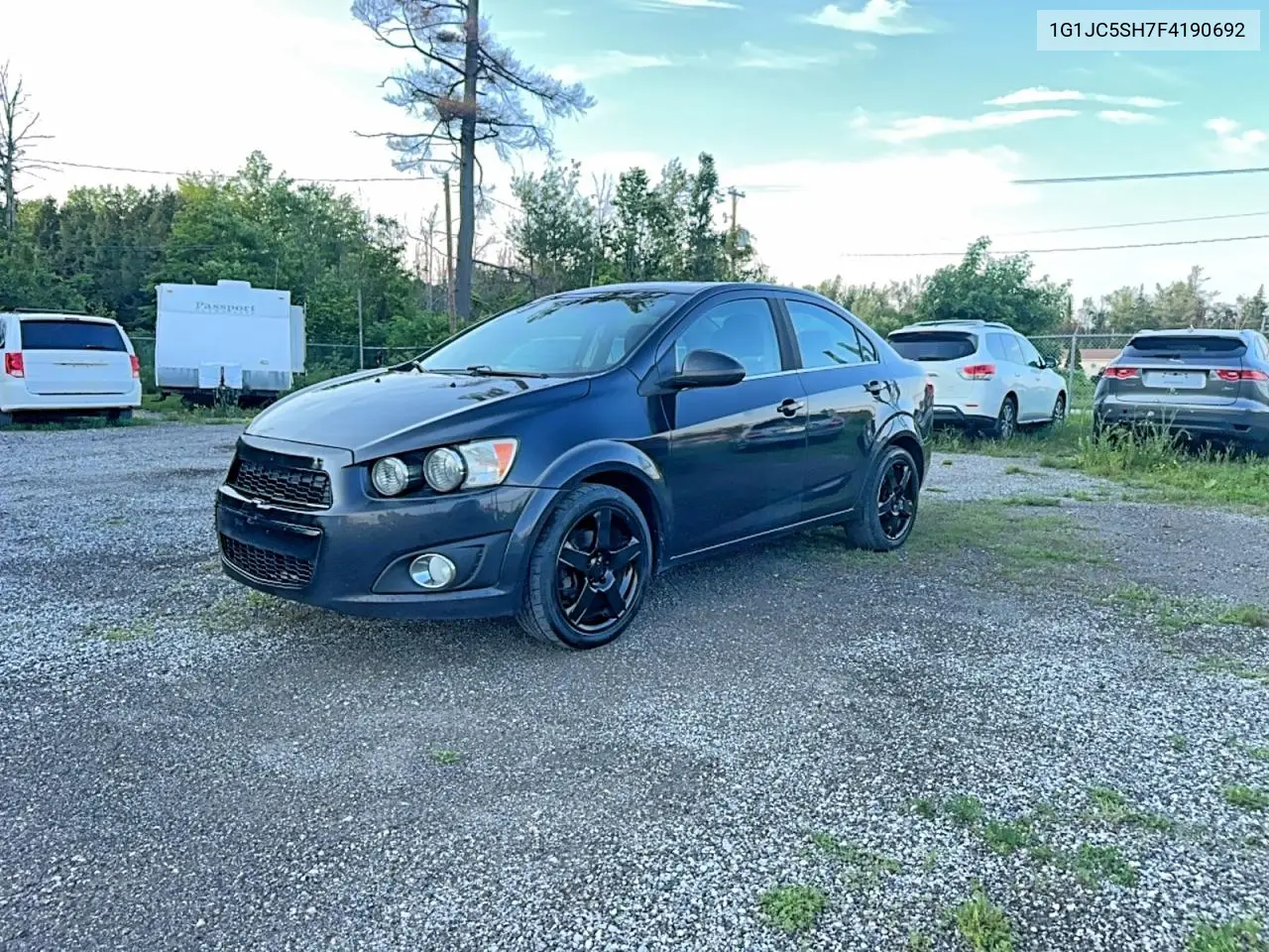 2015 Chev Sonic Lt VIN: 1G1JC5SH7F4190692 Lot: 61447576