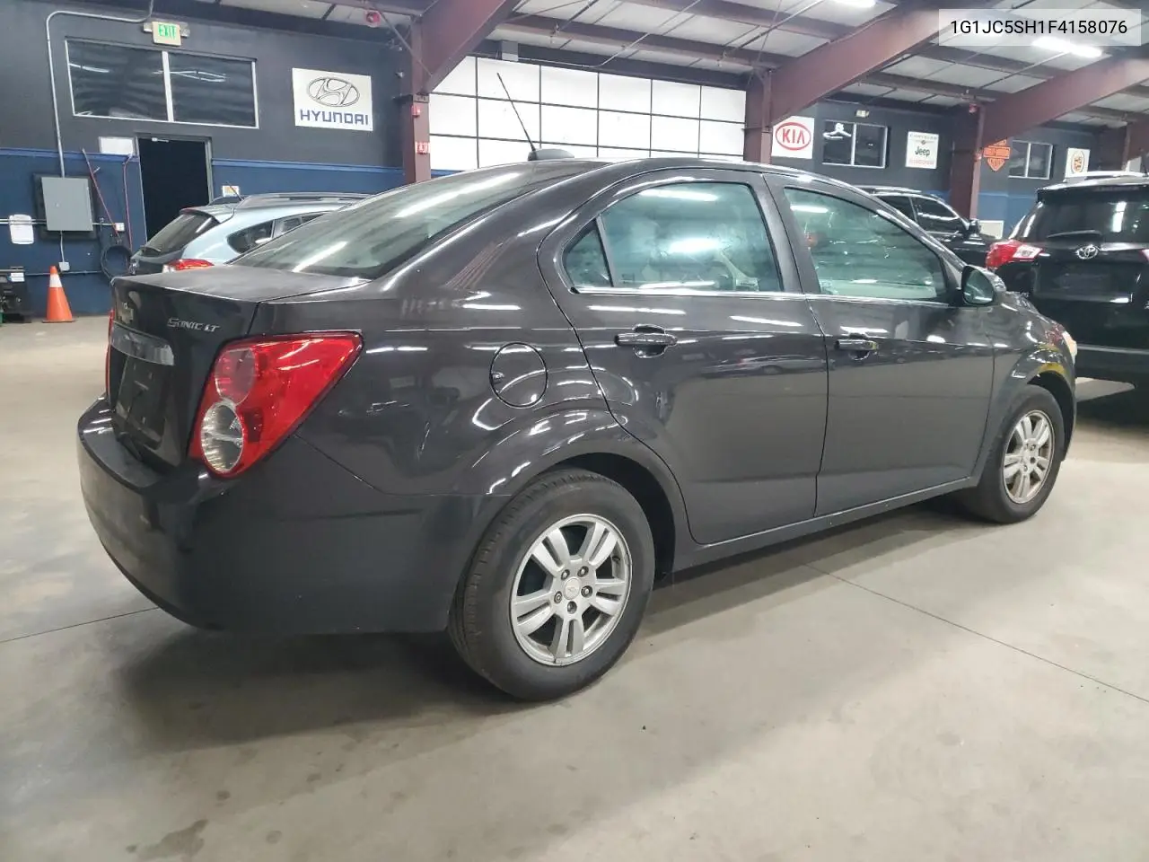 1G1JC5SH1F4158076 2015 Chevrolet Sonic Lt