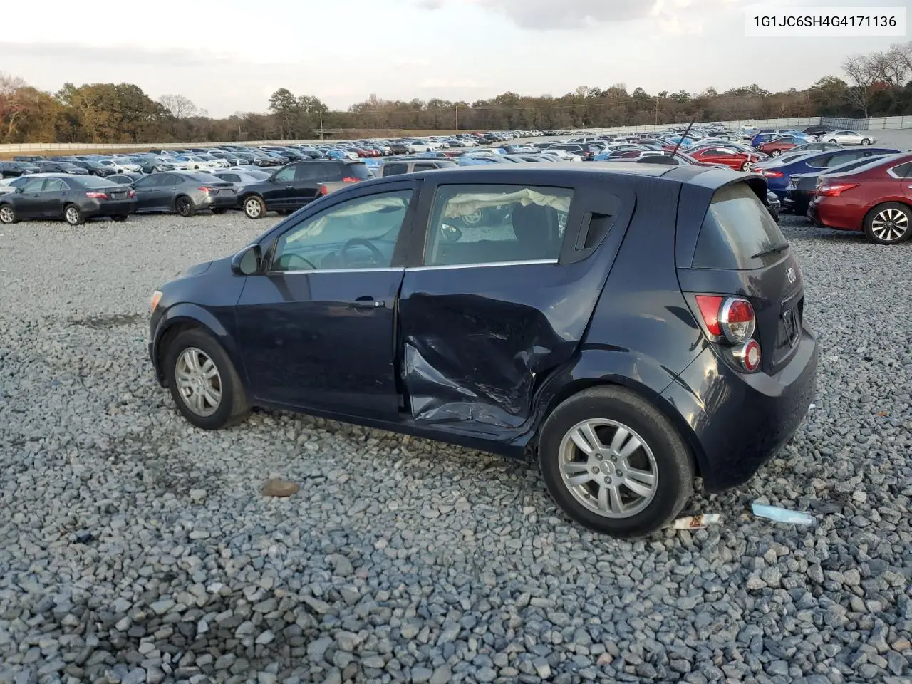 1G1JC6SH4G4171136 2016 Chevrolet Sonic Lt