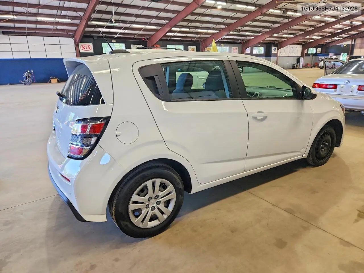 2018 Chevrolet Sonic VIN: 1G1JG6SH7J4132925 Lot: 56901126