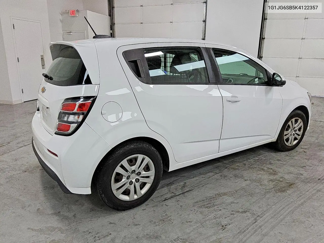 2019 Chevrolet Sonic VIN: 1G1JG6SB5K4122357 Lot: 50274356