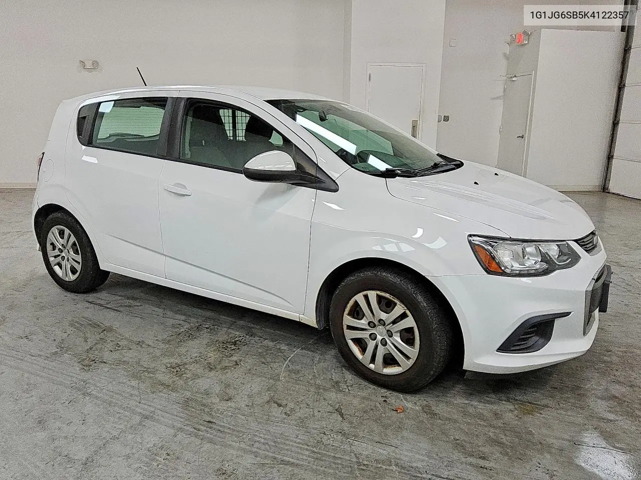 2019 Chevrolet Sonic VIN: 1G1JG6SB5K4122357 Lot: 50274356