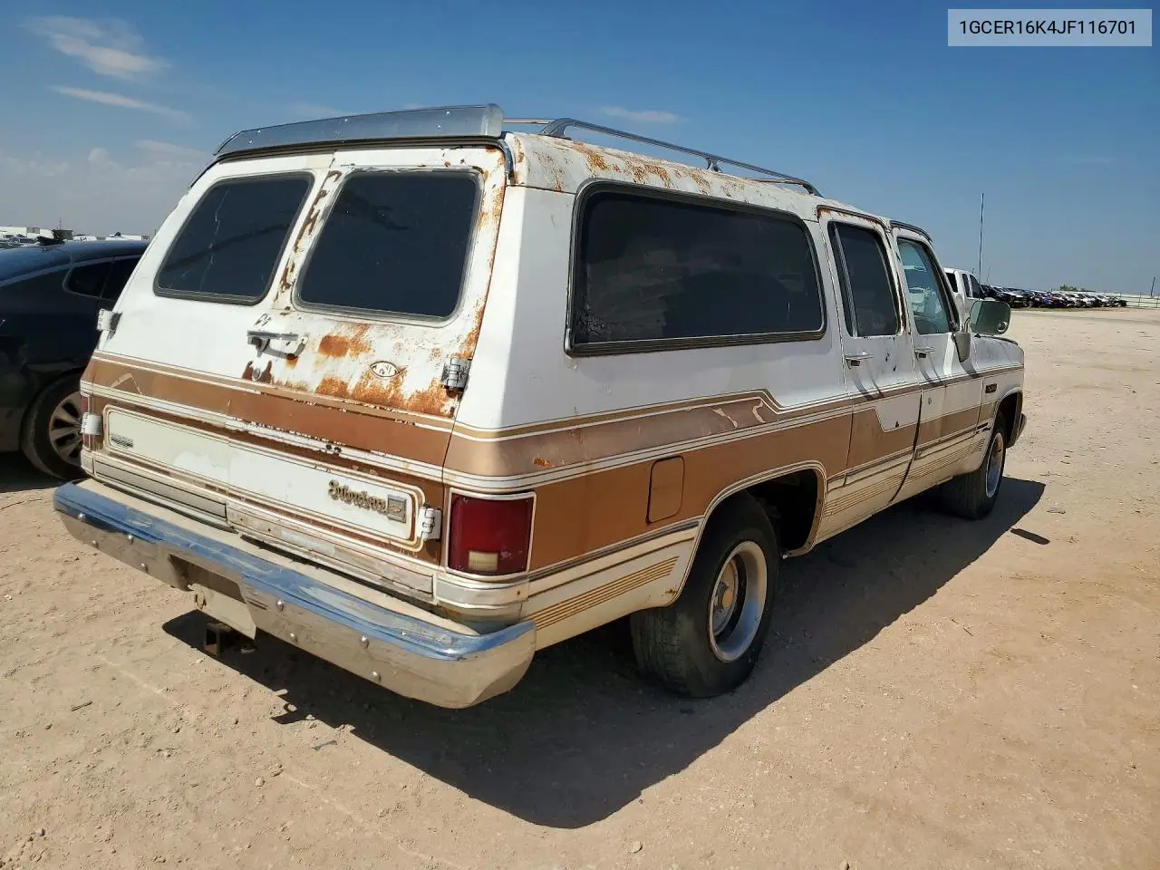 1988 Chevrolet Suburban VIN: 1GCER16K4JF116701 Lot: 58953516