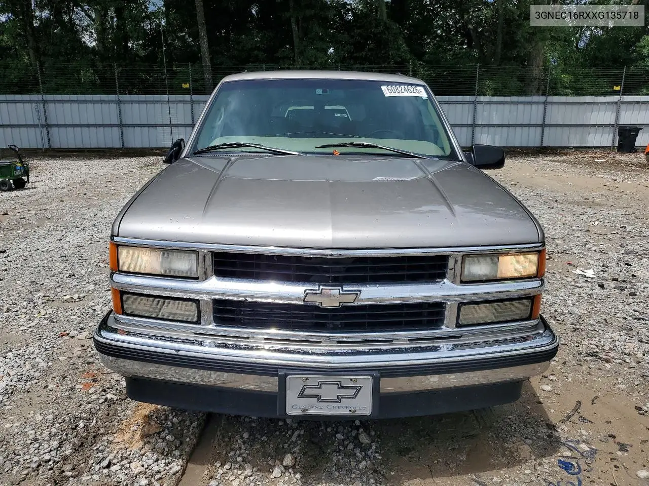 1999 Chevrolet Suburban C1500 VIN: 3GNEC16RXXG135718 Lot: 60824626