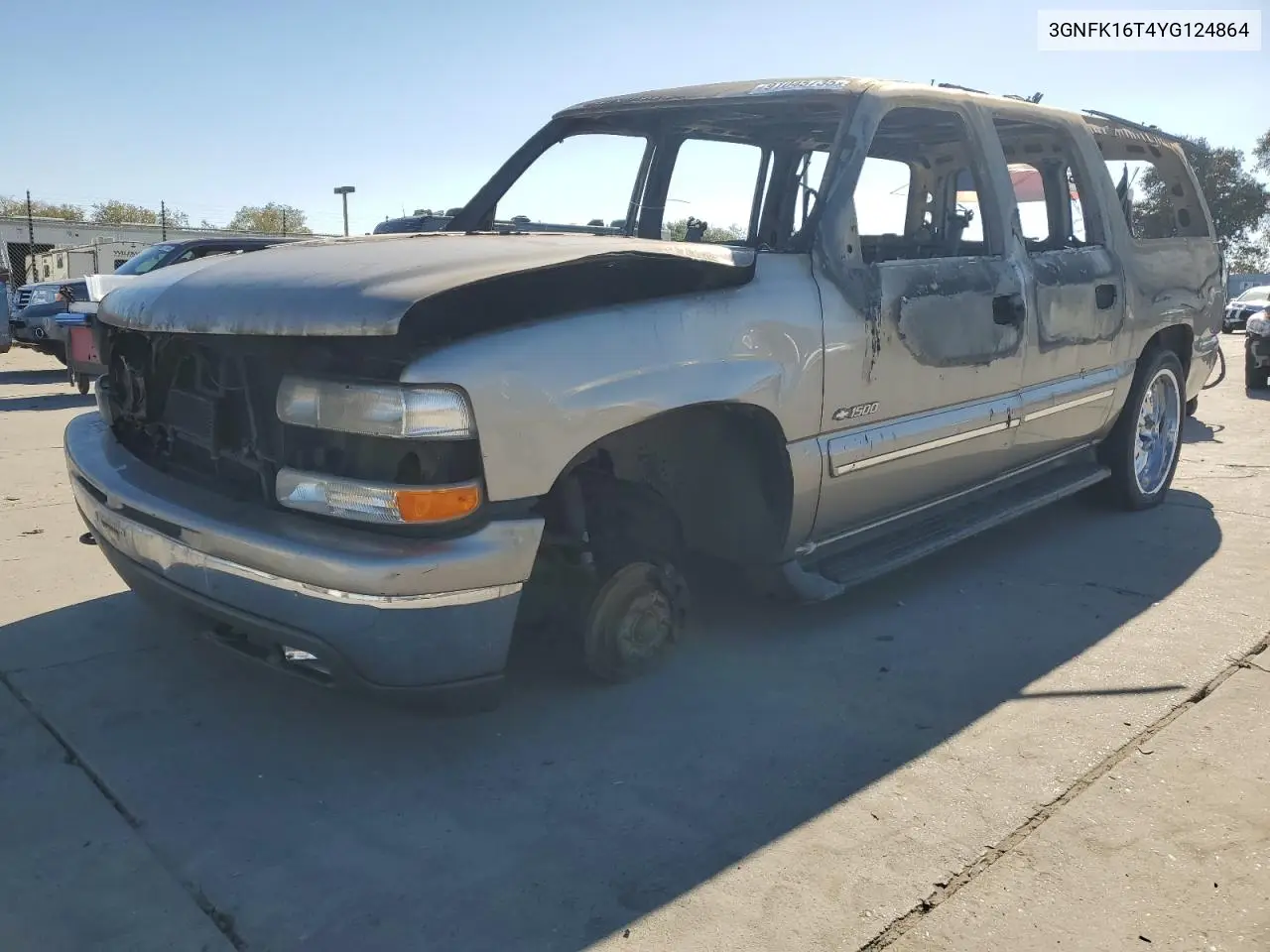 3GNFK16T4YG124864 2000 Chevrolet Suburban