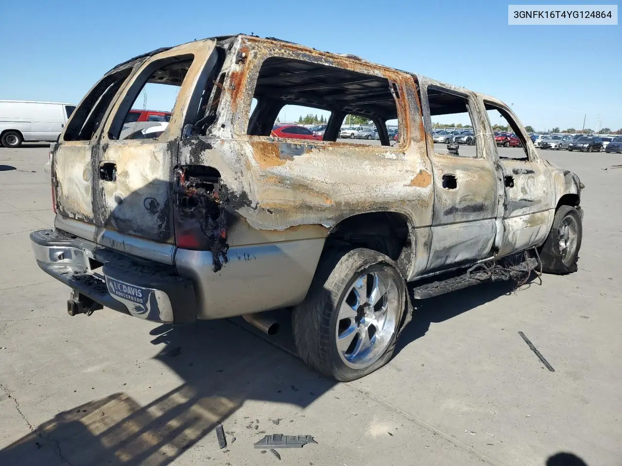 3GNFK16T4YG124864 2000 Chevrolet Suburban