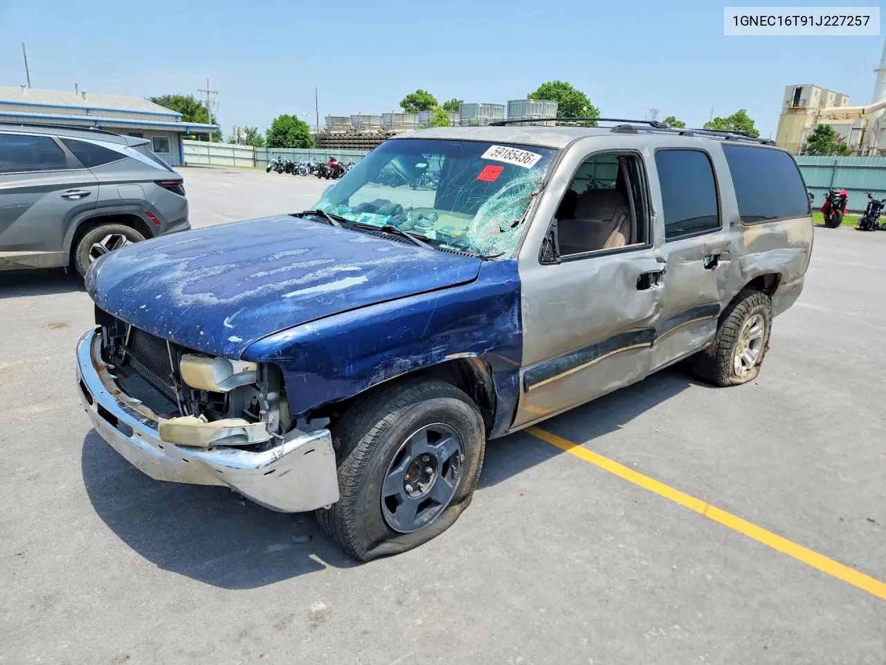 2001 Chevrolet Suburban C1500 VIN: 1GNEC16T91J227257 Lot: 59185436