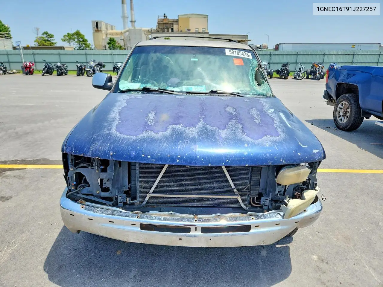 2001 Chevrolet Suburban C1500 VIN: 1GNEC16T91J227257 Lot: 59185436