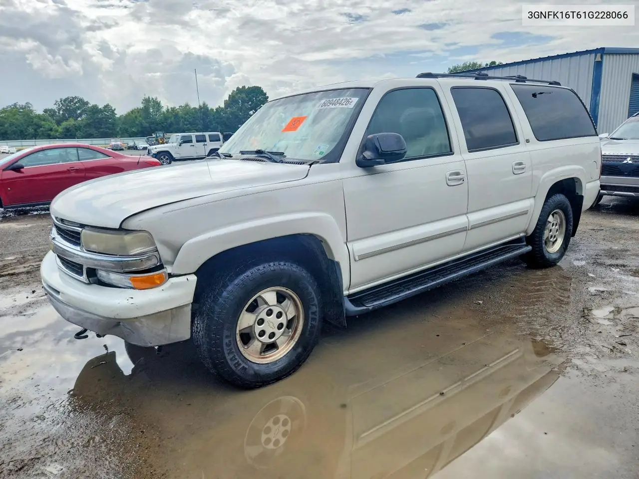2001 Chevrolet Suburban K1500 VIN: 3GNFK16T61G228066 Lot: 60948426
