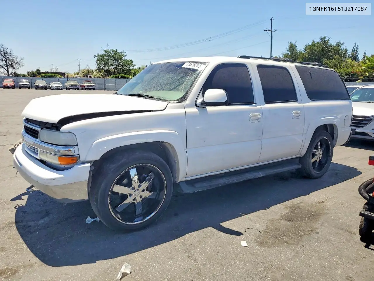 2001 Chevrolet Suburban K1500 VIN: 1GNFK16T51J217087 Lot: 61518796