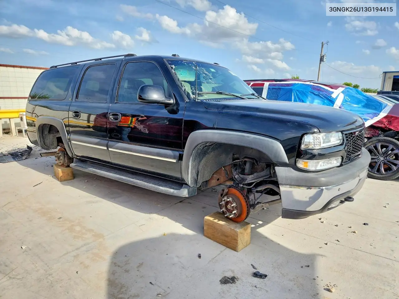 2003 Chevrolet Suburban K2500 VIN: 3GNGK26U13G194415 Lot: 61586396