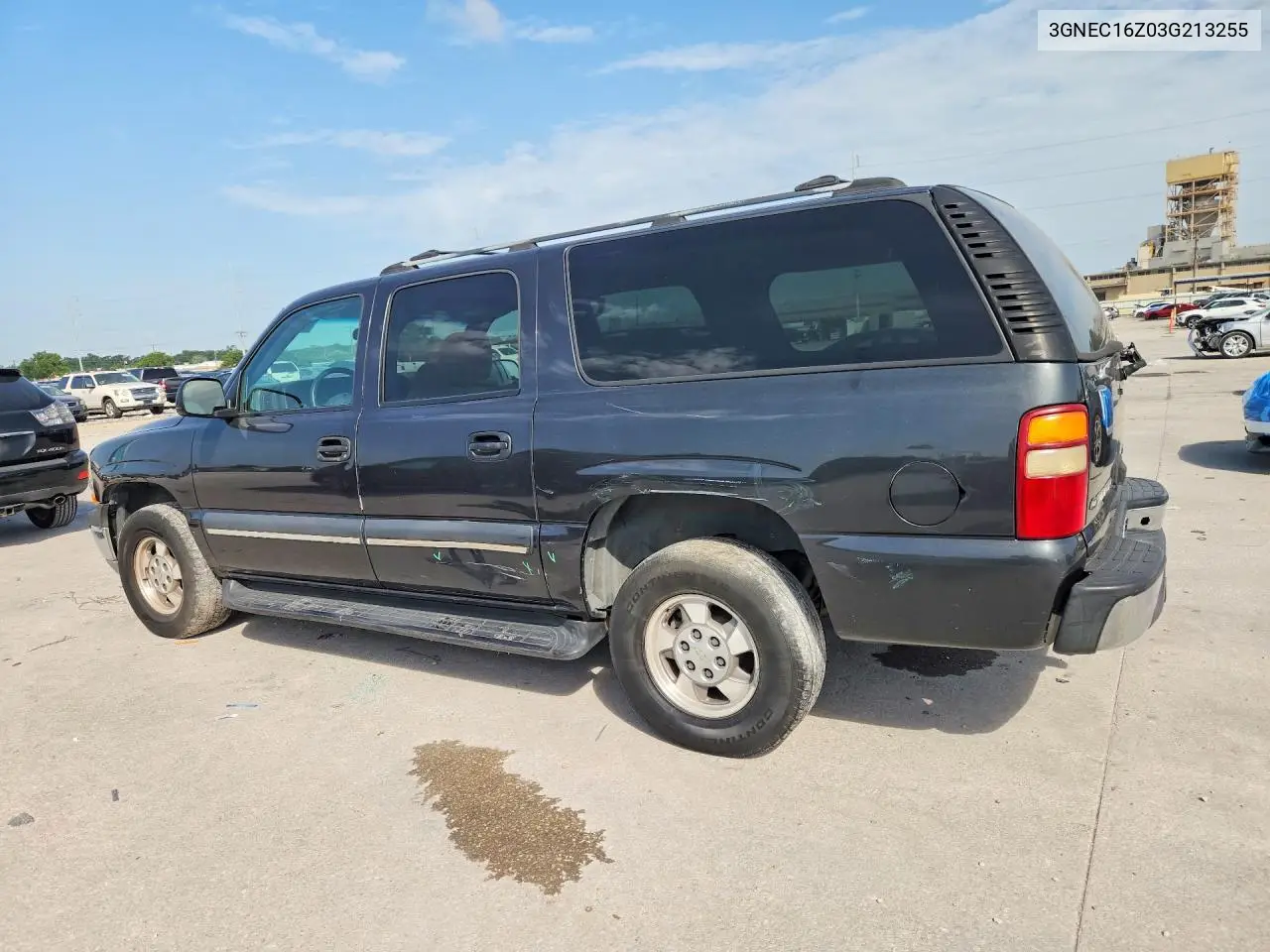 2003 Chevrolet Suburban C1500 VIN: 3GNEC16Z03G213255 Lot: 61782876