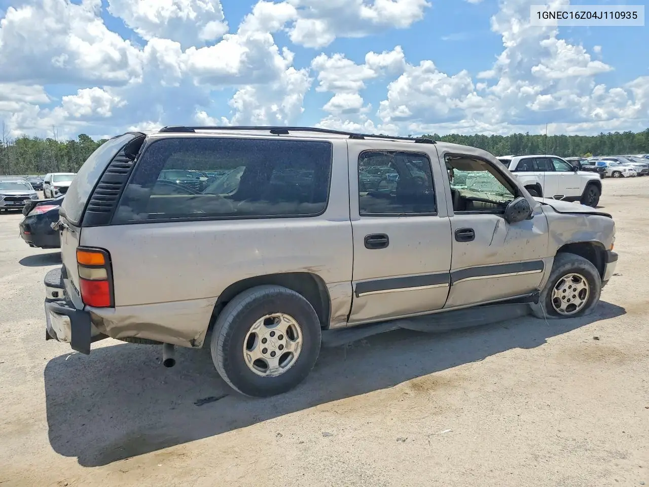 2004 Chevrolet Suburban C1500 VIN: 1GNEC16Z04J110935 Lot: 59373756