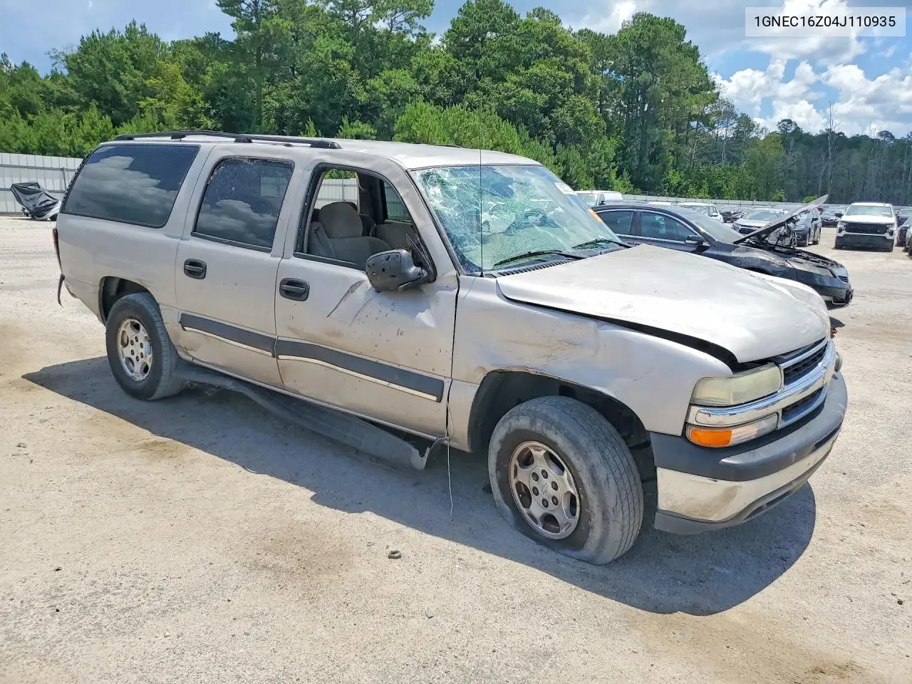 2004 Chevrolet Suburban C1500 VIN: 1GNEC16Z04J110935 Lot: 59373756
