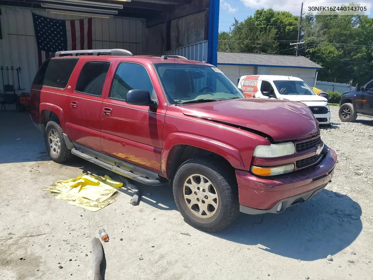 2004 Chevrolet Suburban K1500 VIN: 3GNFK16Z44G143705 Lot: 60738866