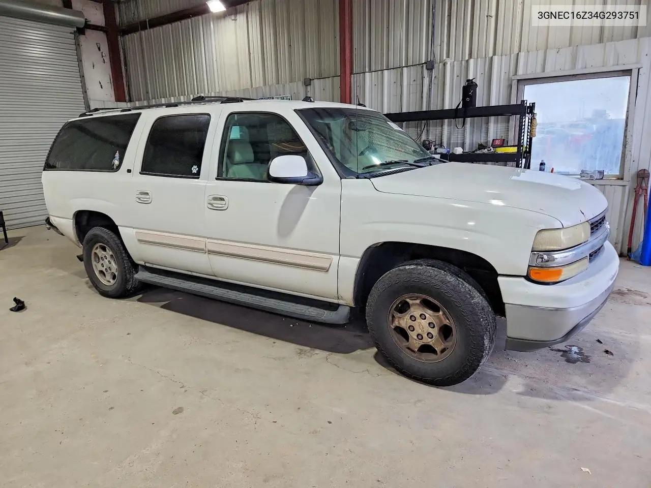 2004 Chevrolet Suburban C1500 VIN: 3GNEC16Z34G293751 Lot: 61848656