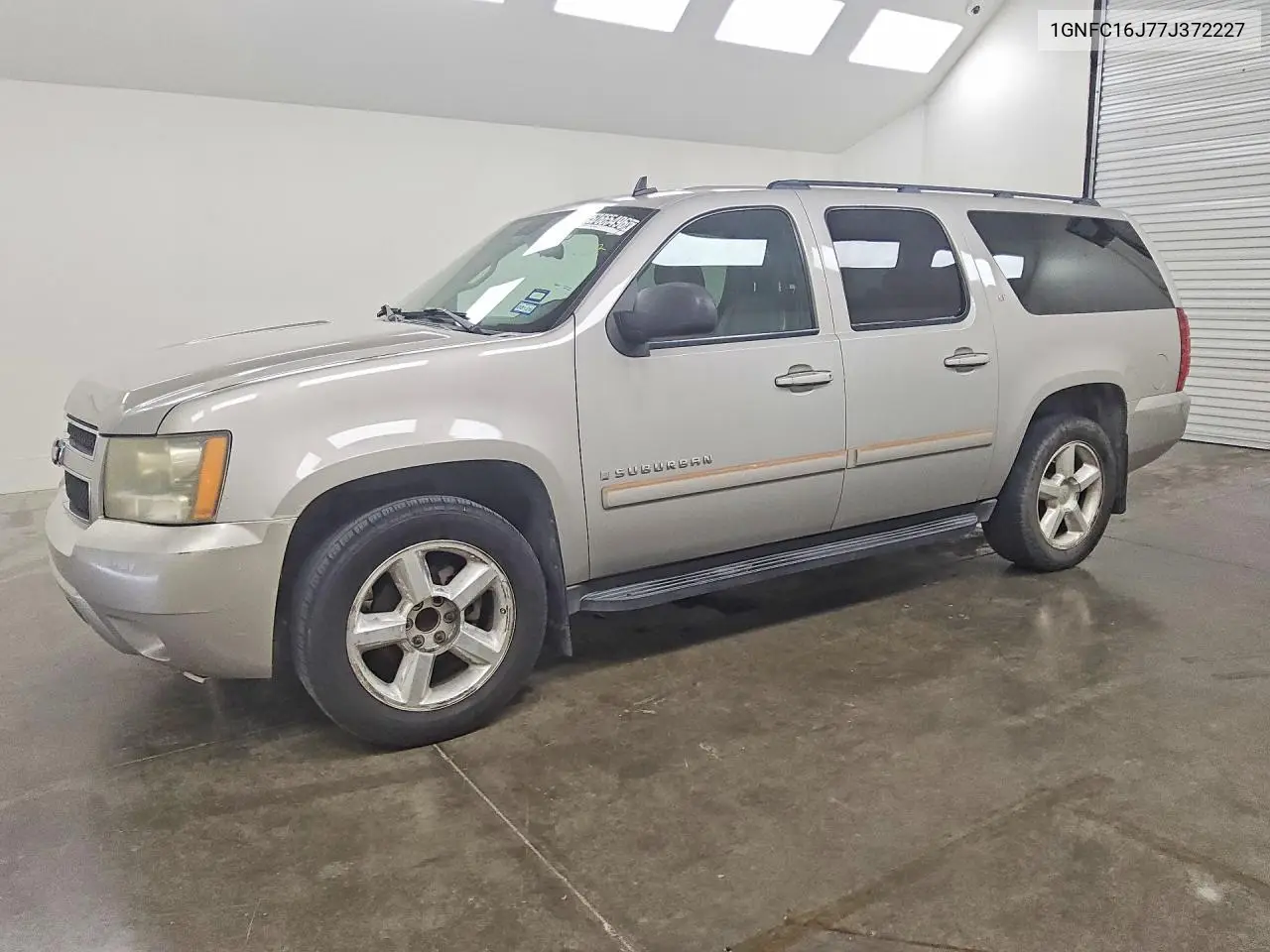2007 Chevrolet Suburban C1500 VIN: 1GNFC16J77J372227 Lot: 57665496