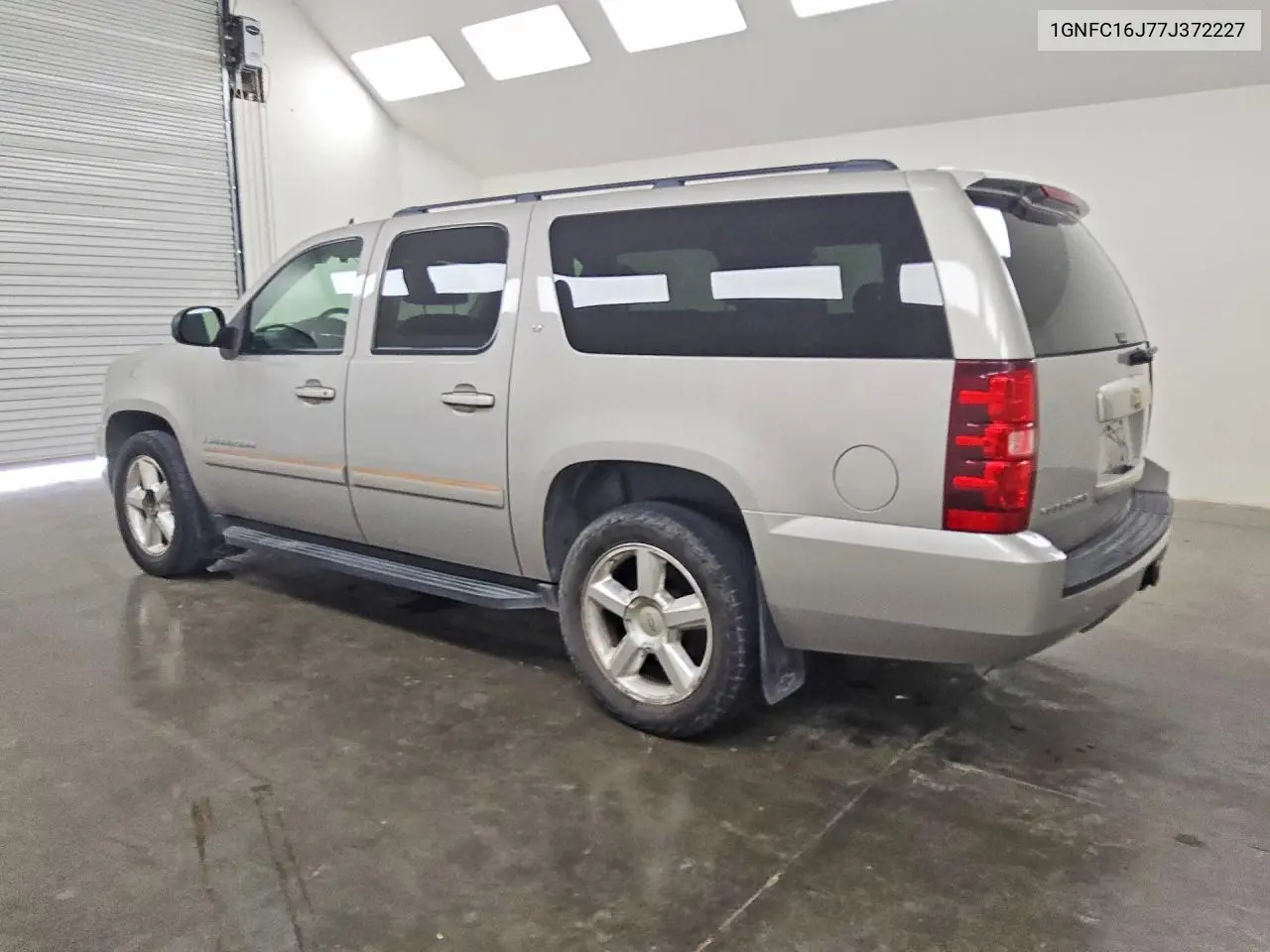 2007 Chevrolet Suburban C1500 VIN: 1GNFC16J77J372227 Lot: 57665496