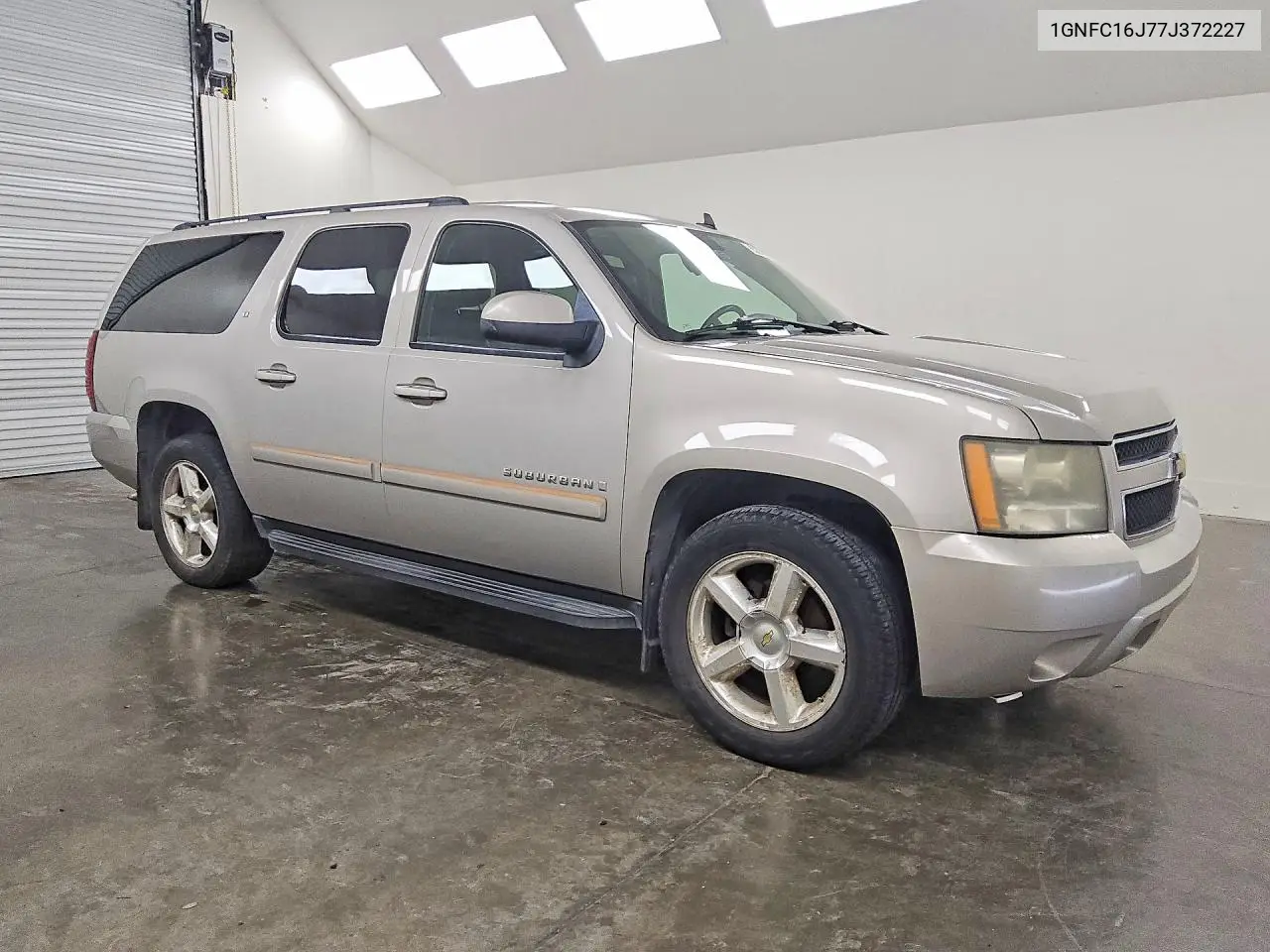 2007 Chevrolet Suburban C1500 VIN: 1GNFC16J77J372227 Lot: 57665496