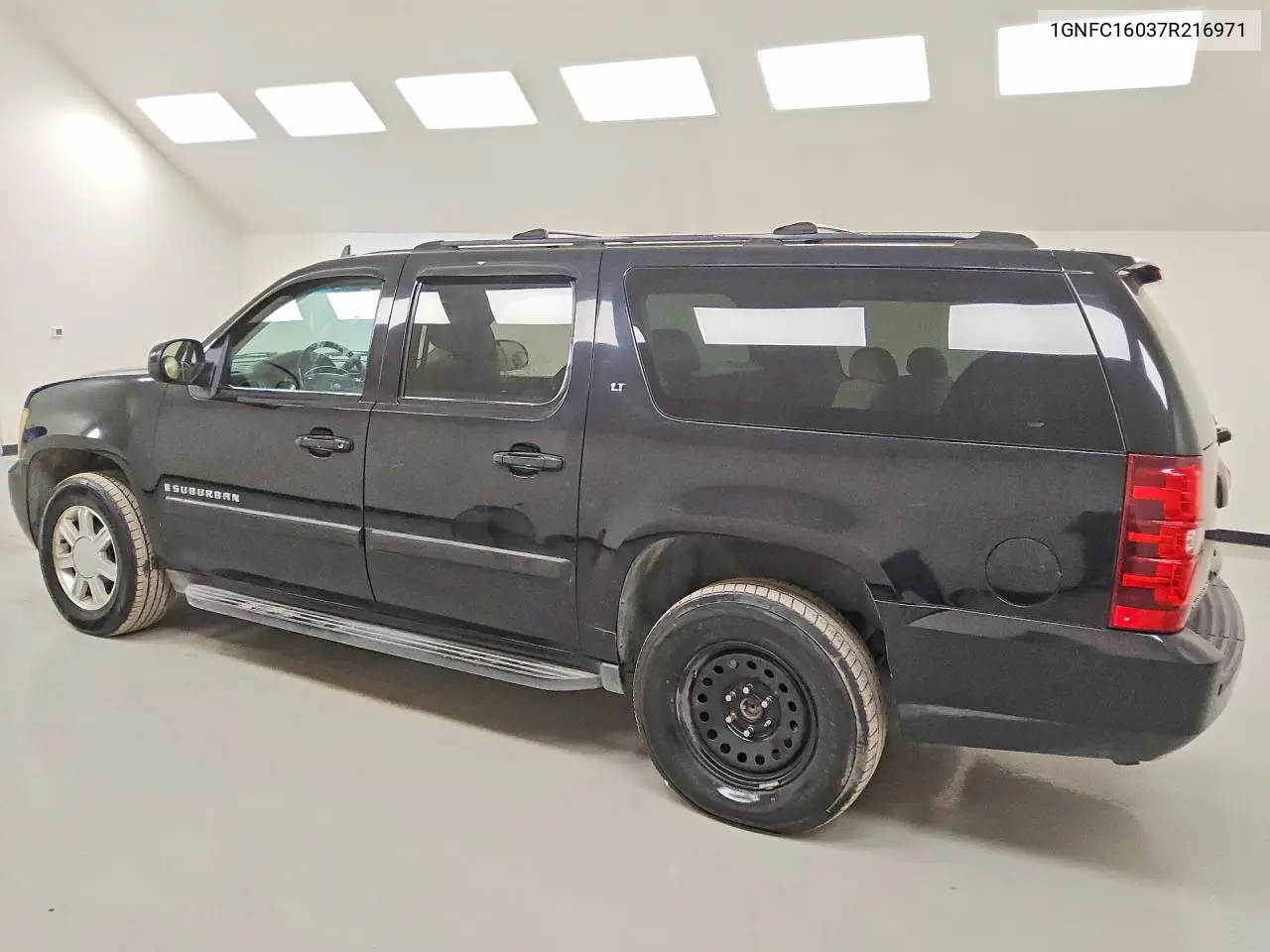 2007 Chevrolet Suburban C1500 VIN: 1GNFC16037R216971 Lot: 59089676