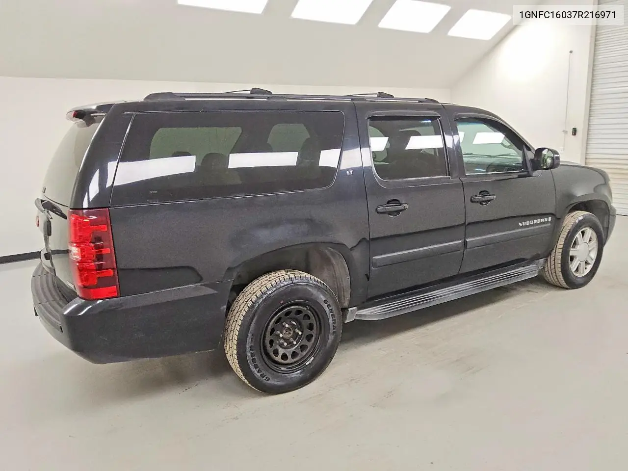 2007 Chevrolet Suburban C1500 VIN: 1GNFC16037R216971 Lot: 59089676