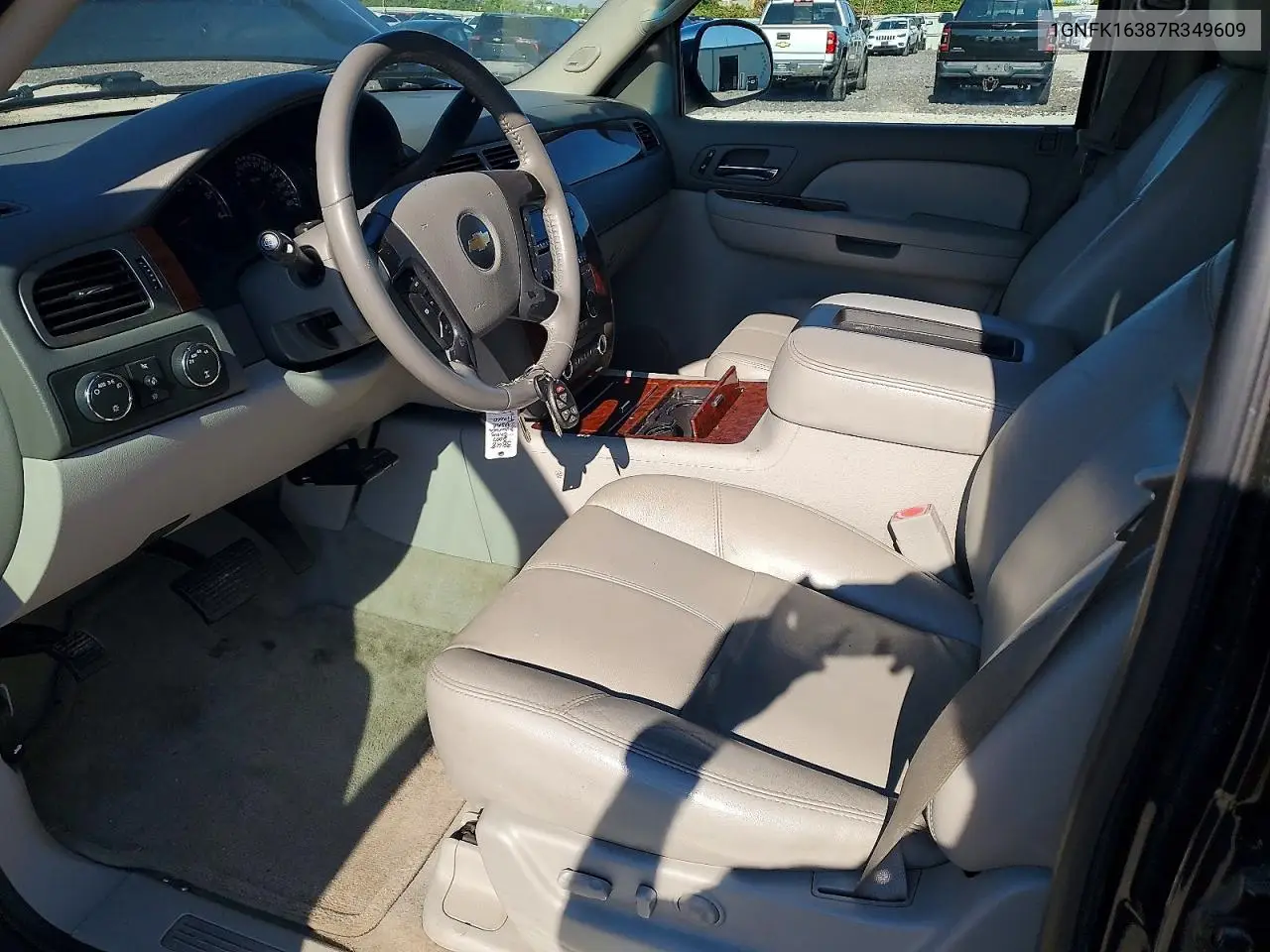 2007 Chevrolet Suburban K1500 VIN: 1GNFK16387R349609 Lot: 59379996