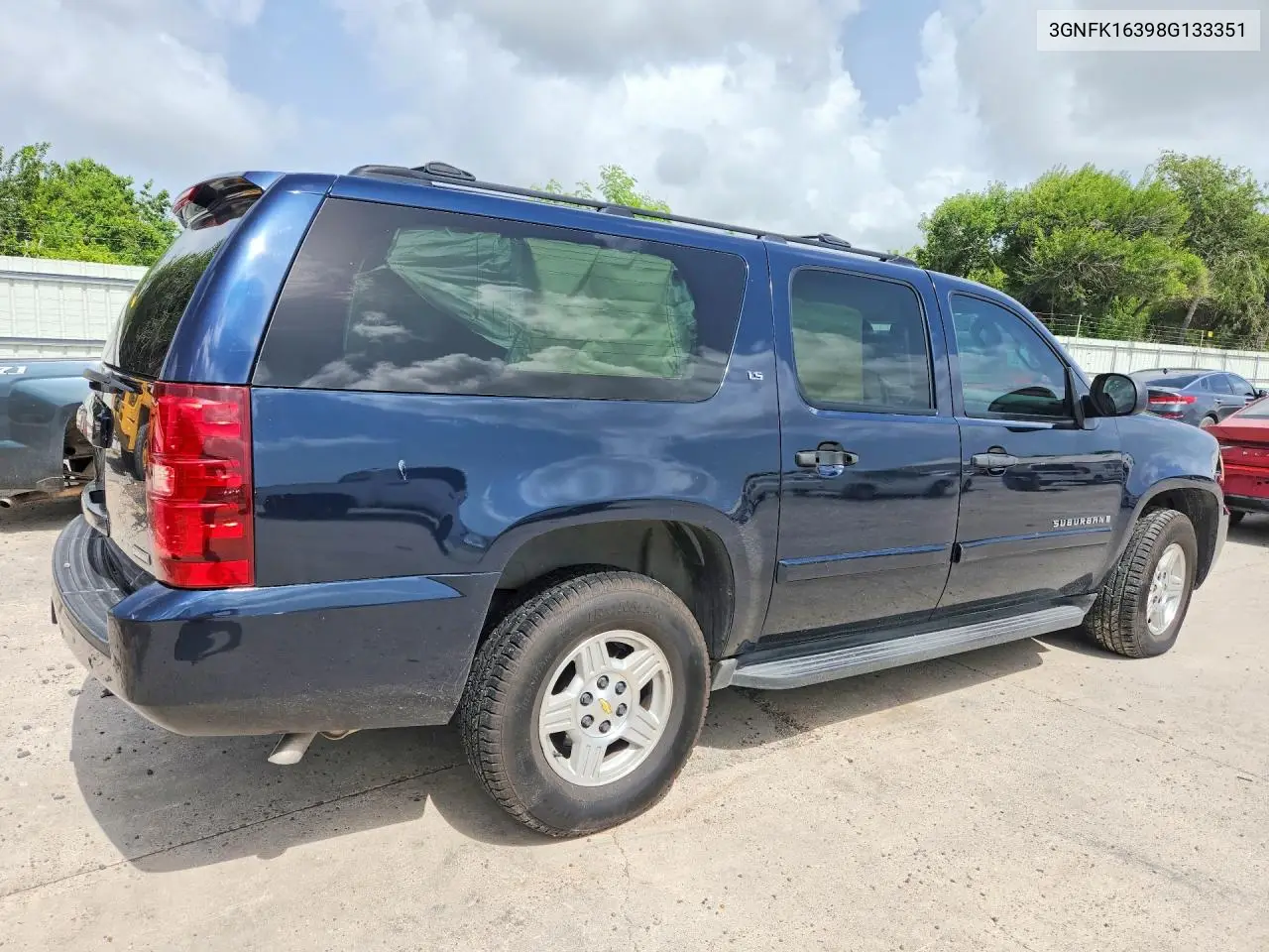 2008 Chevrolet Suburban K1500 Ls VIN: 3GNFK16398G133351 Lot: 60849126