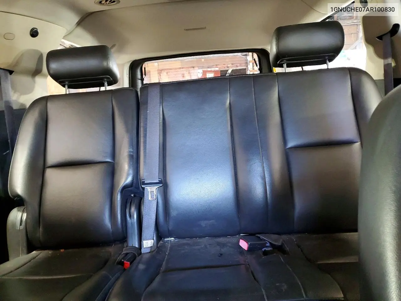2010 Chevrolet Suburban C1500 Ls VIN: 1GNUCHE07AR100830 Lot: 47016886