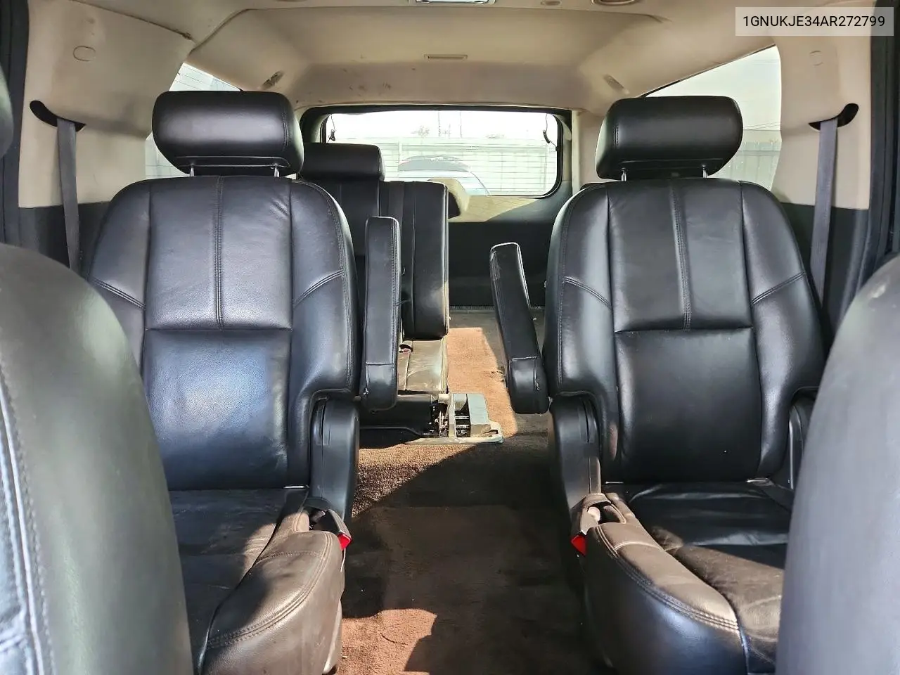 2010 Chevrolet Suburban K1500 Lt VIN: 1GNUKJE34AR272799 Lot: 61018306