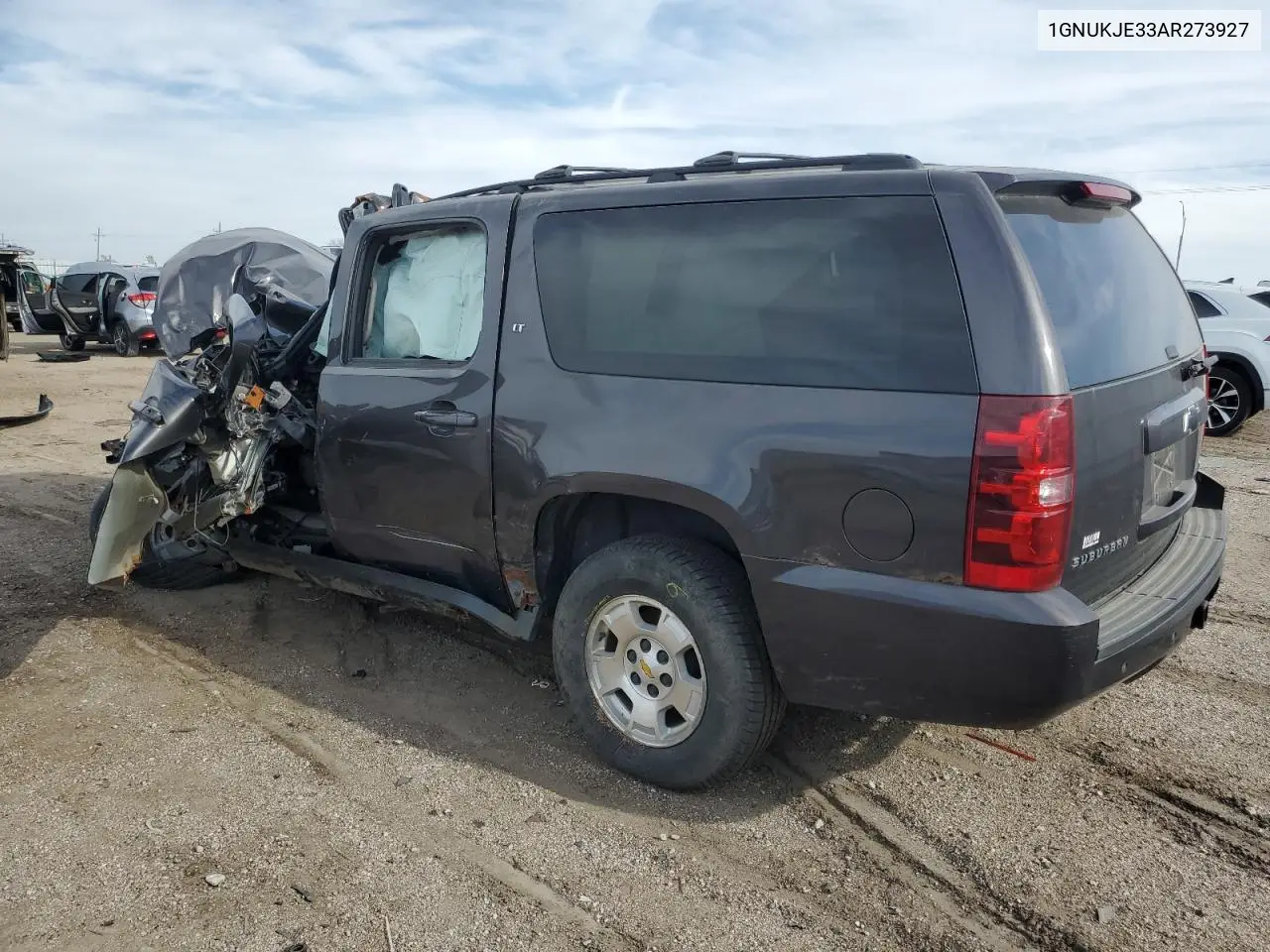 1GNUKJE33AR273927 2010 Chevrolet Suburban K1500 Lt