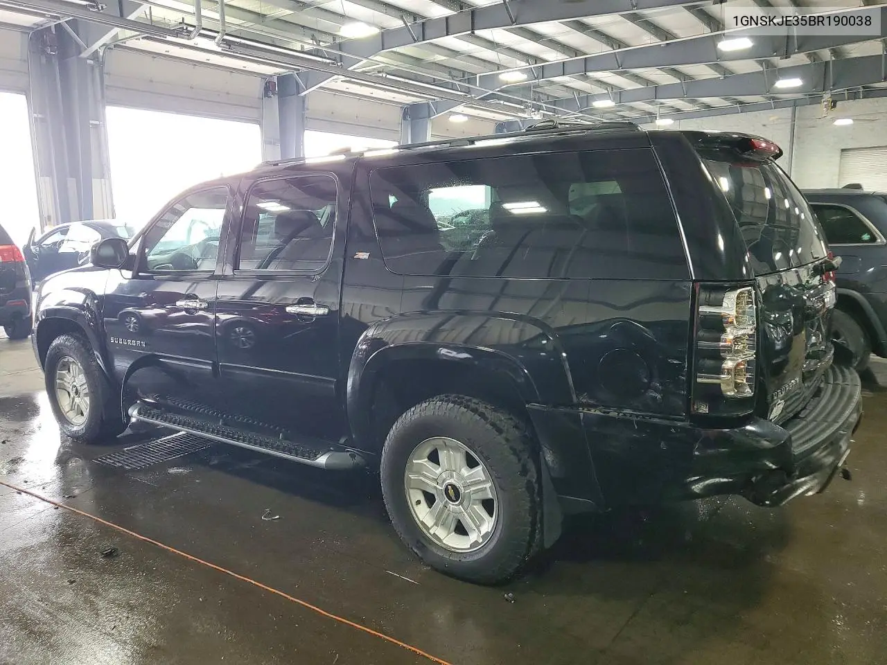 2011 Chevrolet Suburban K1500 Lt VIN: 1GNSKJE35BR190038 Lot: 61071986