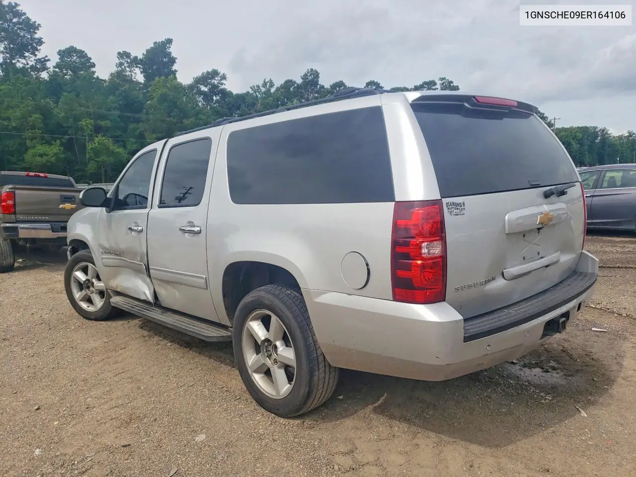 2014 Chevrolet Suburban C1500 Ls VIN: 1GNSCHE09ER164106 Lot: 56288386