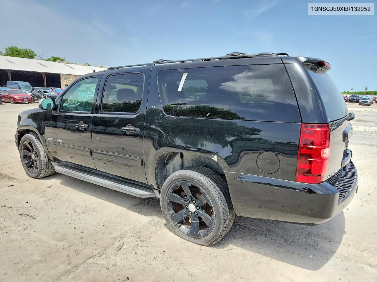 2014 Chevrolet Suburban VIN: 1GNSCJE0XER132952 Lot: 60969416