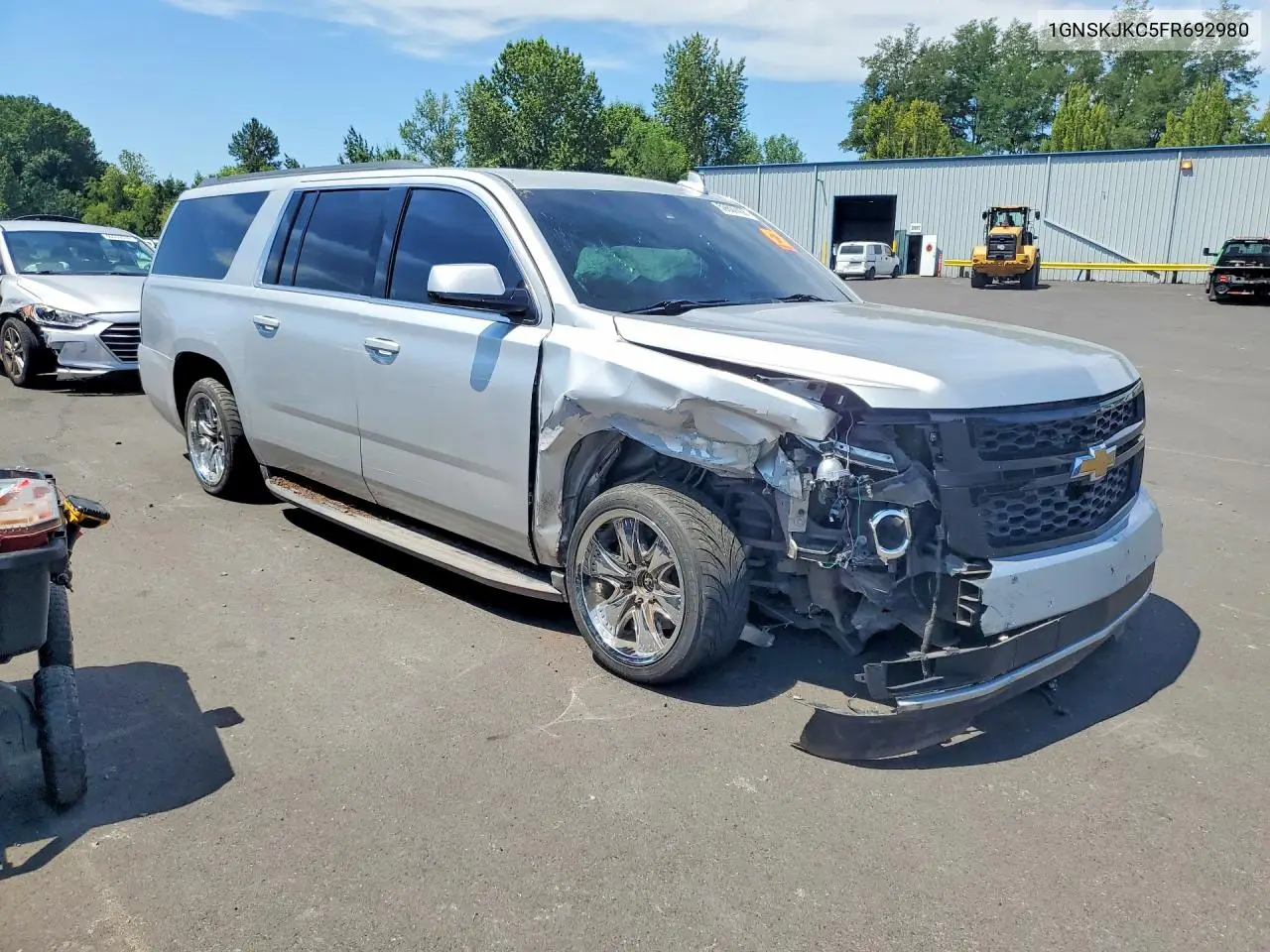 2015 Chevrolet Suburban K1500 Lt VIN: 1GNSKJKC5FR692980 Lot: 59807406