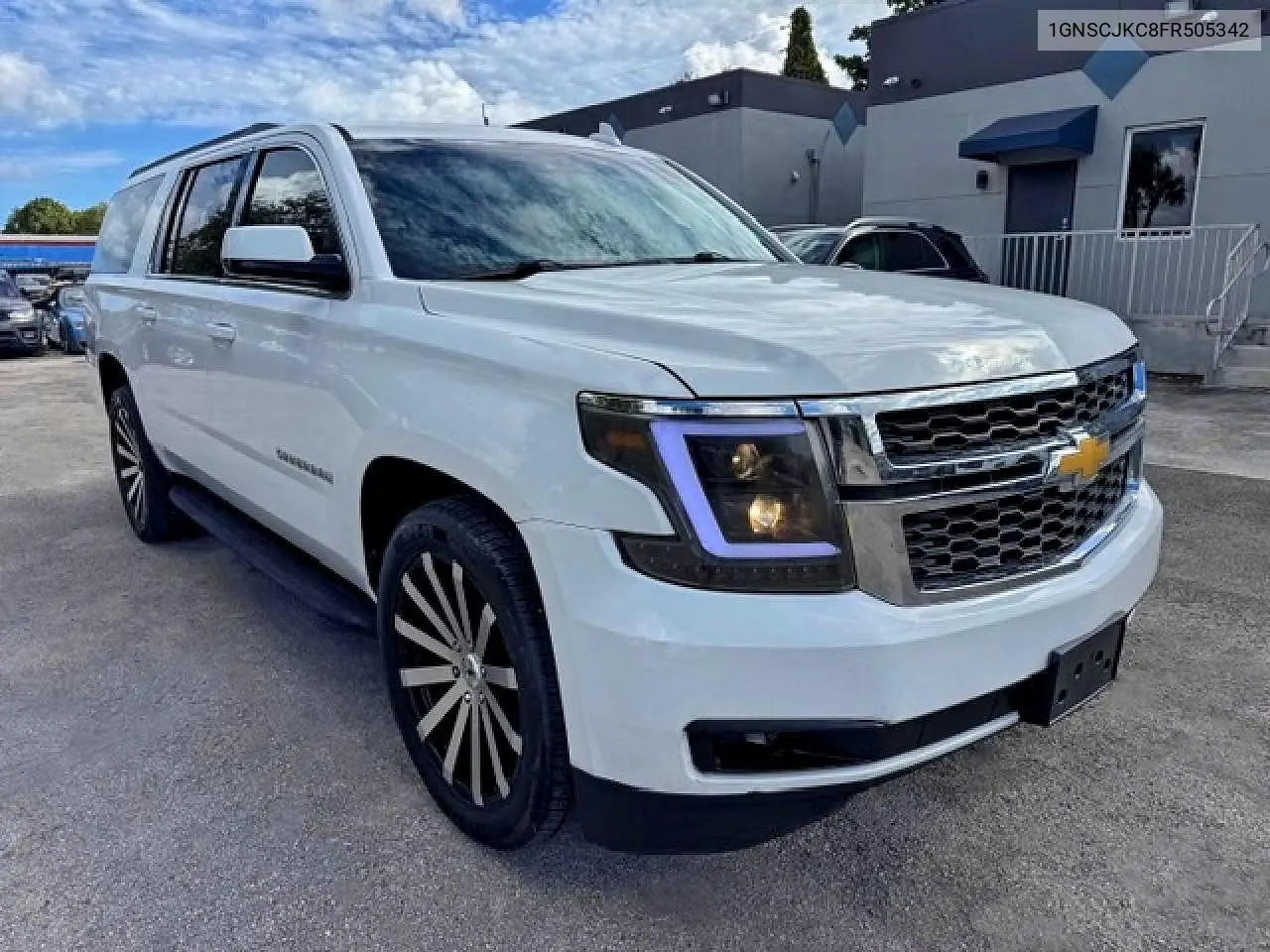 1GNSCJKC8FR505342 2015 Chevrolet Suburban C1500 Lt