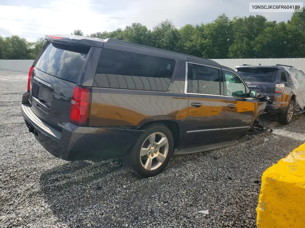 2015 Chevrolet Suburban C1500 Lt VIN: 1GNSCJKC6FR604189 Lot: 60477176