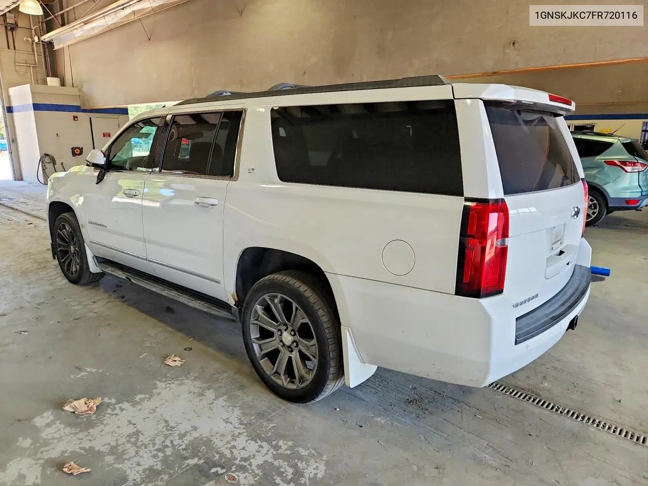 2015 Chevrolet Suburban K1500 Lt VIN: 1GNSKJKC7FR720116 Lot: 61033816