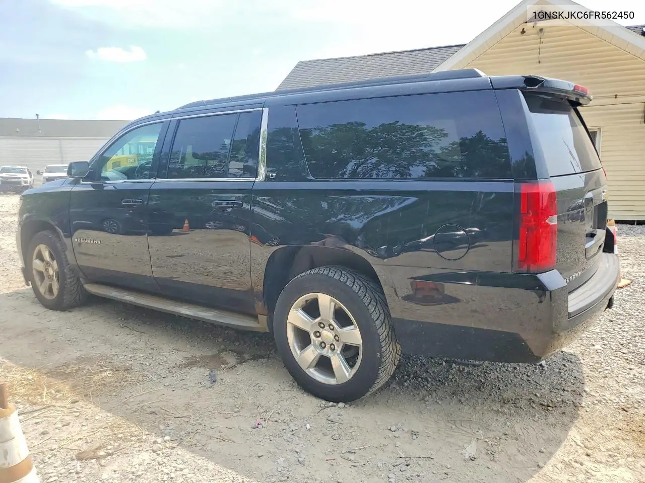 2015 Chevrolet Suburban K1500 Lt VIN: 1GNSKJKC6FR562450 Lot: 61132896