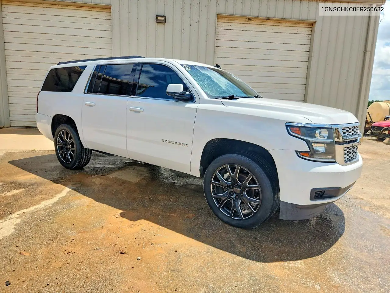 2015 Chevrolet Suburban C1500 Ls VIN: 1GNSCHKC0FR250632 Lot: 61996536