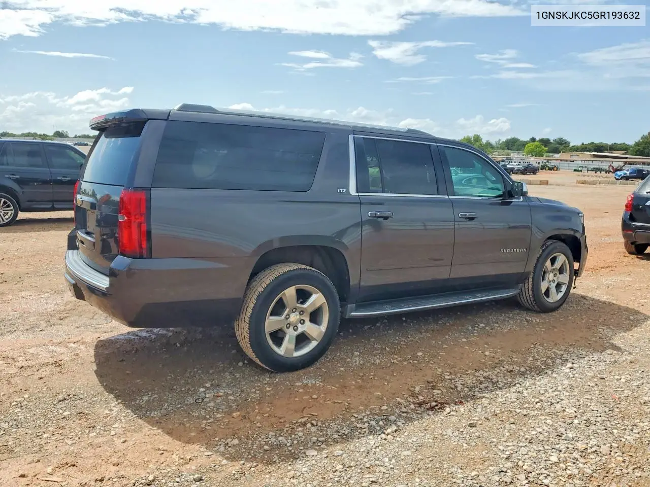 2016 Chevrolet Suburban K1500 Ltz VIN: 1GNSKJKC5GR193632 Lot: 59705916