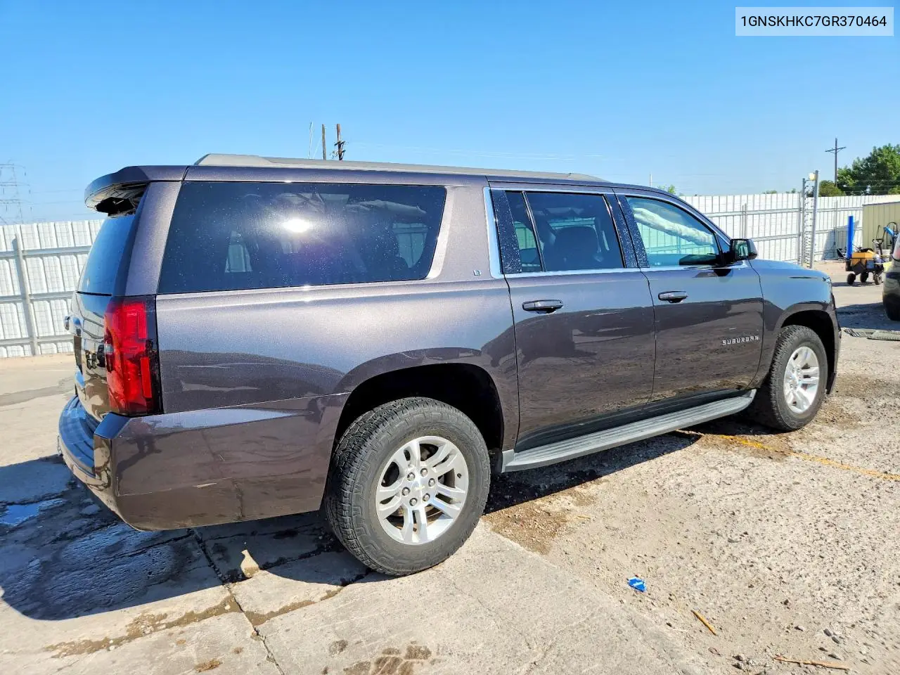 2016 Chevrolet Suburban K1500 Lt VIN: 1GNSKHKC7GR370464 Lot: 61243486