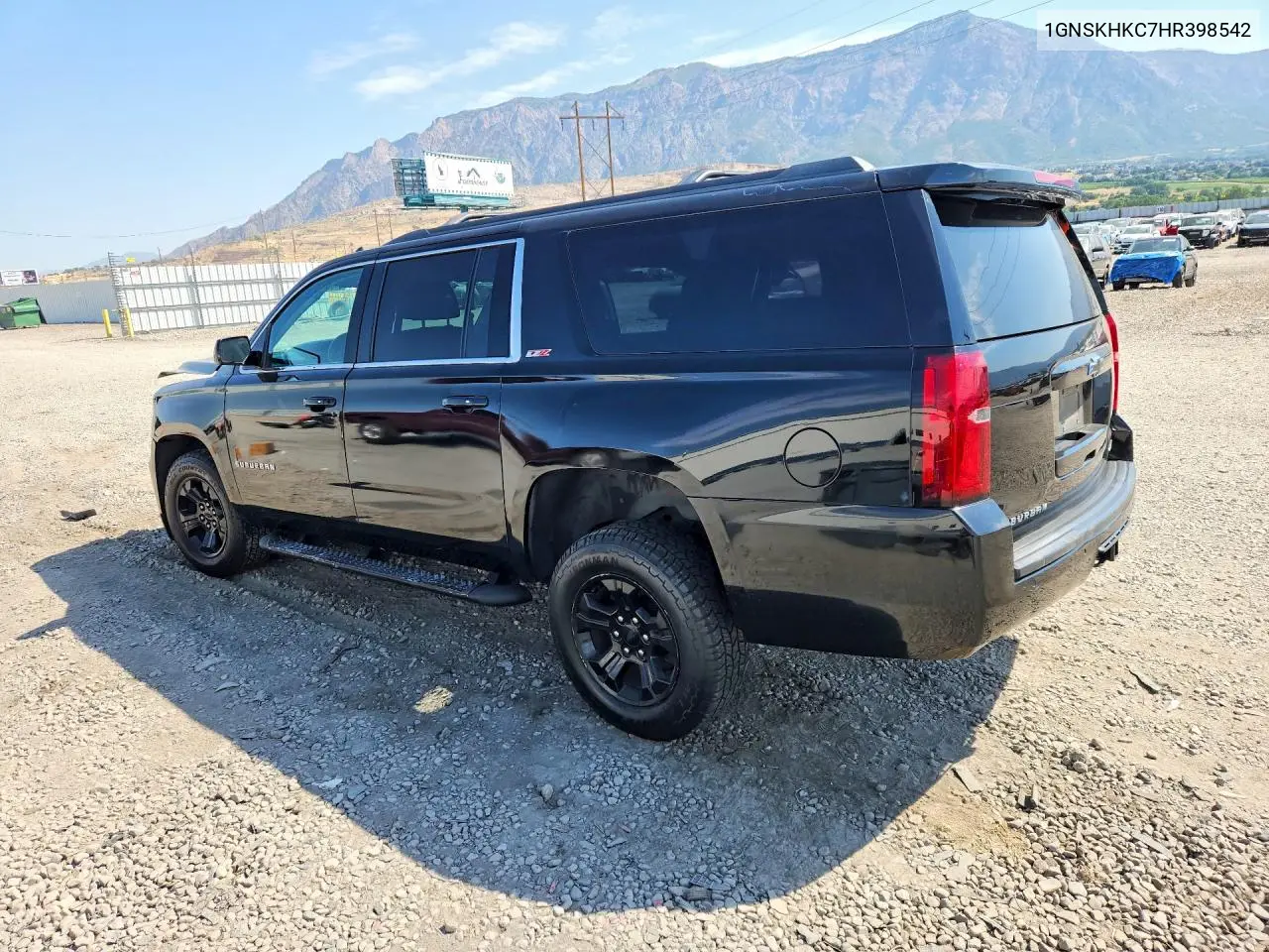 2017 Chevrolet Suburban K1500 Lt VIN: 1GNSKHKC7HR398542 Lot: 61060506