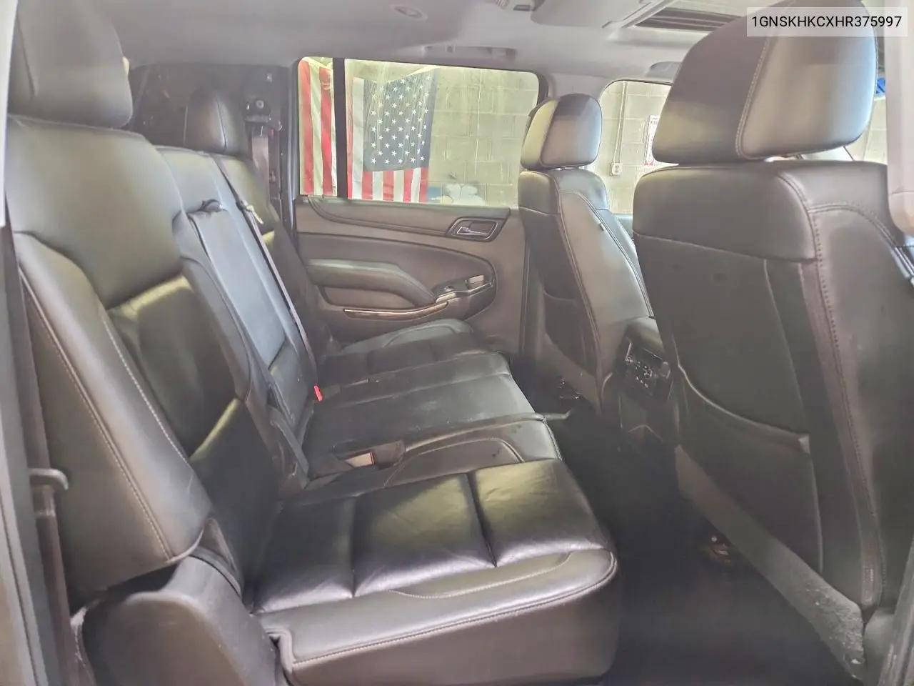 2017 Chevrolet Suburban K1500 Lt VIN: 1GNSKHKCXHR375997 Lot: 61284826