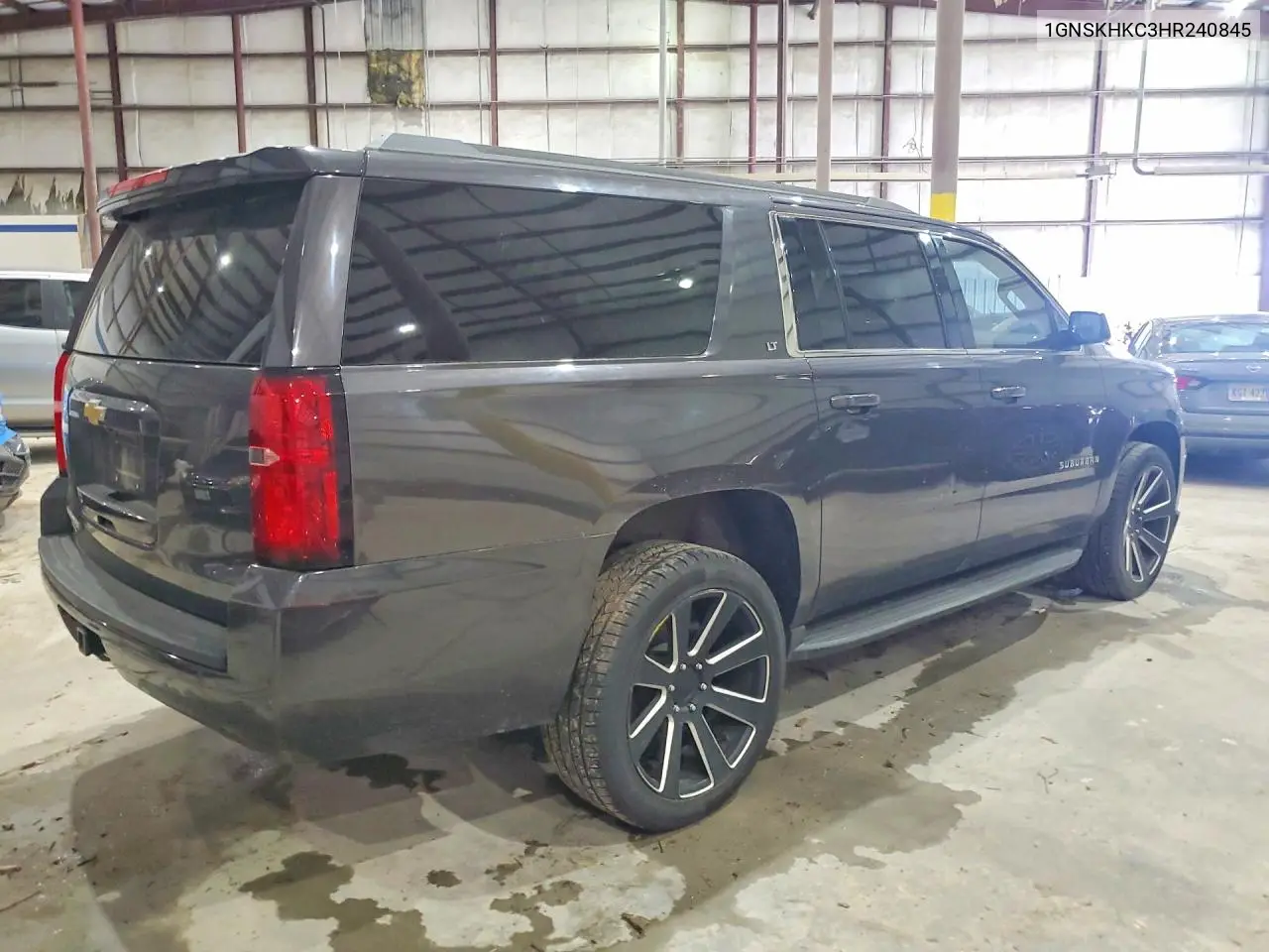 2017 Chevrolet Suburban K1500 Lt VIN: 1GNSKHKC3HR240845 Lot: 61386706