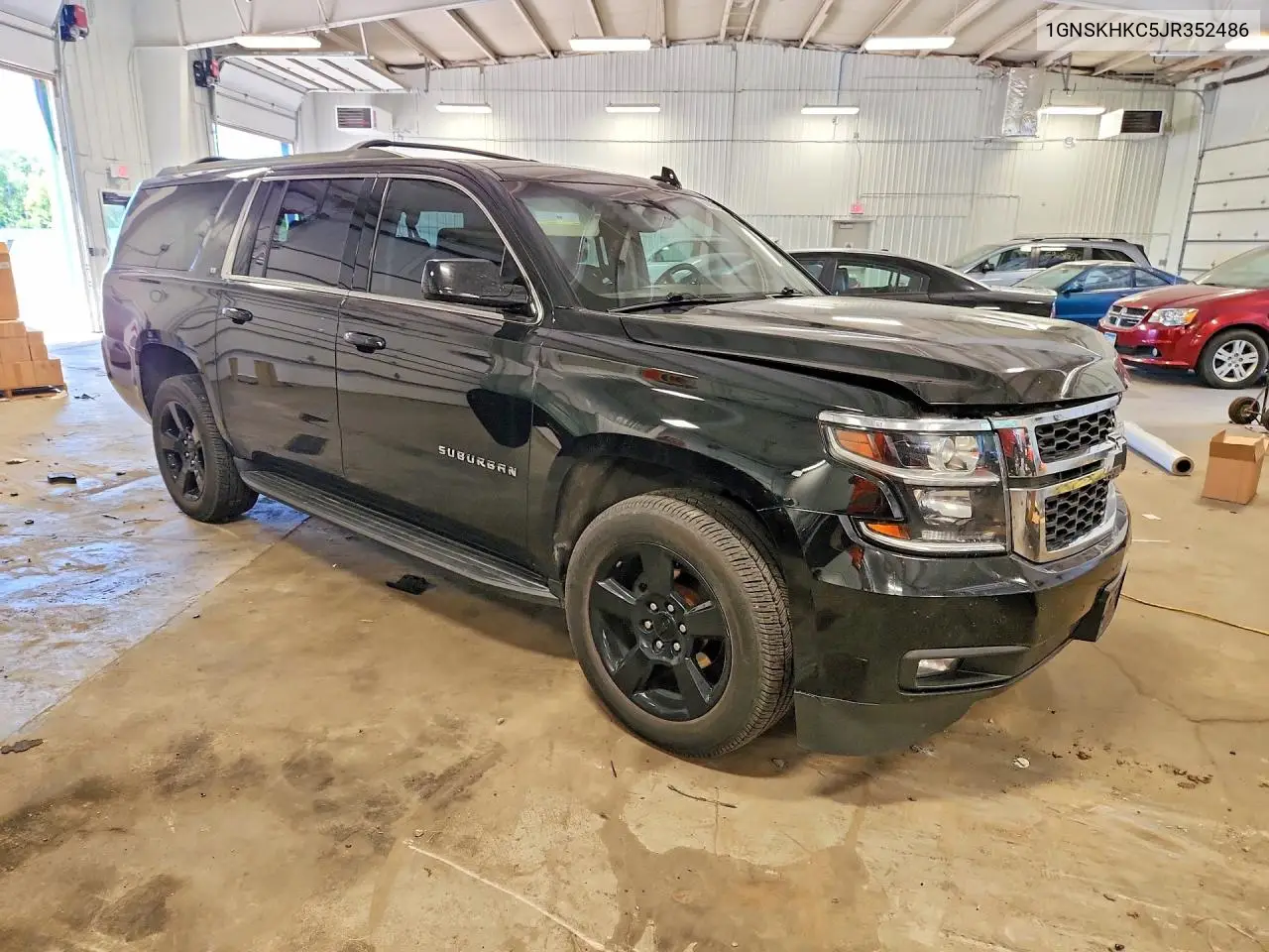 2018 Chevrolet Suburban K1500 Lt VIN: 1GNSKHKC5JR352486 Lot: 60439666