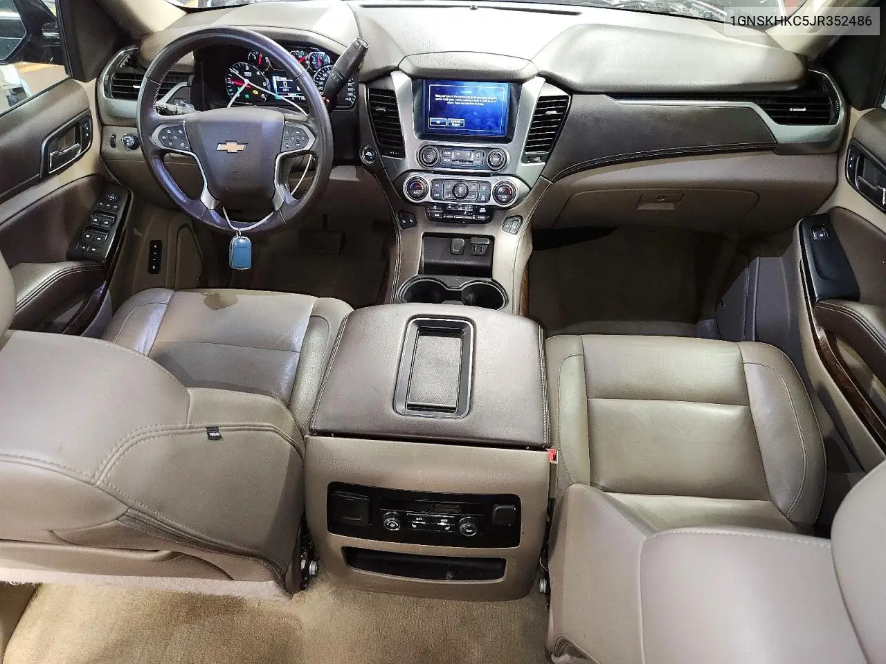 2018 Chevrolet Suburban K1500 Lt VIN: 1GNSKHKC5JR352486 Lot: 60439666