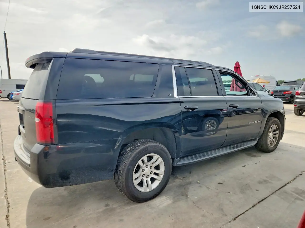 2018 Chevrolet Suburban C1500 Lt VIN: 1GNSCHKC9JR257524 Lot: 61384596