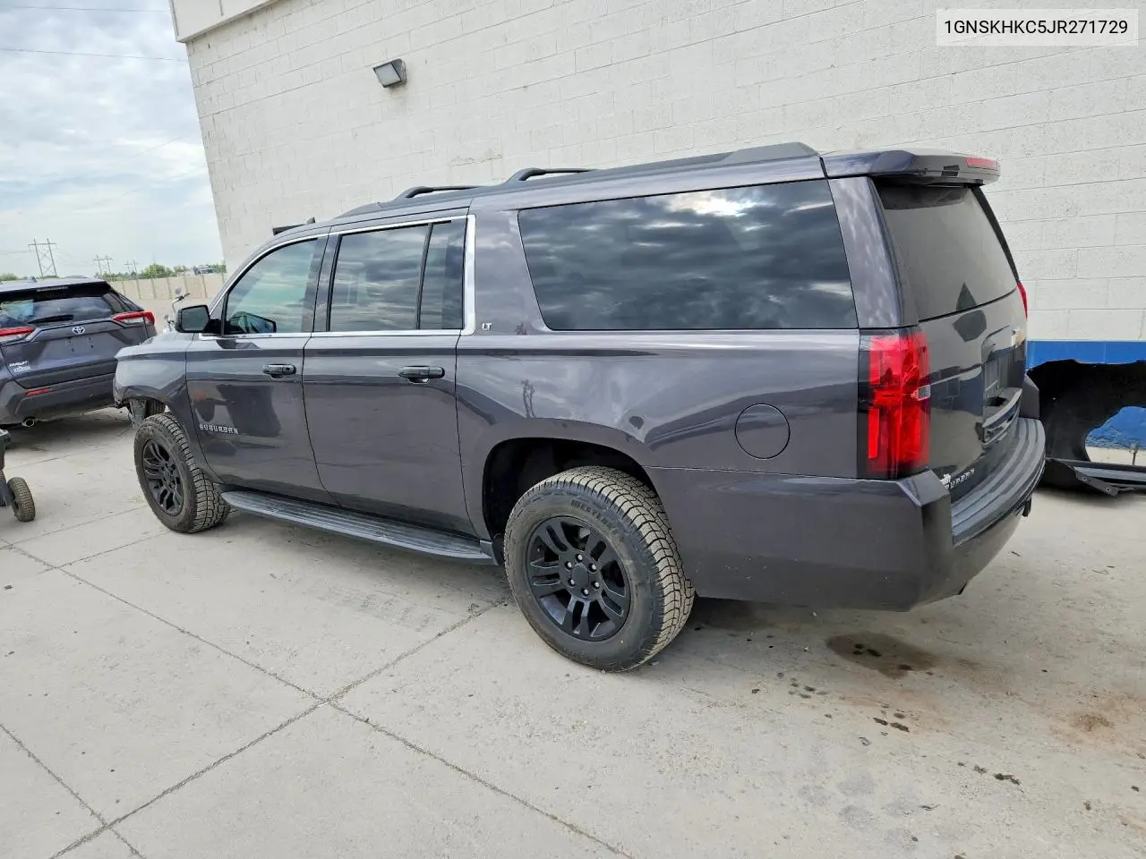 2018 Chevrolet Suburban K1500 Lt VIN: 1GNSKHKC5JR271729 Lot: 61514256